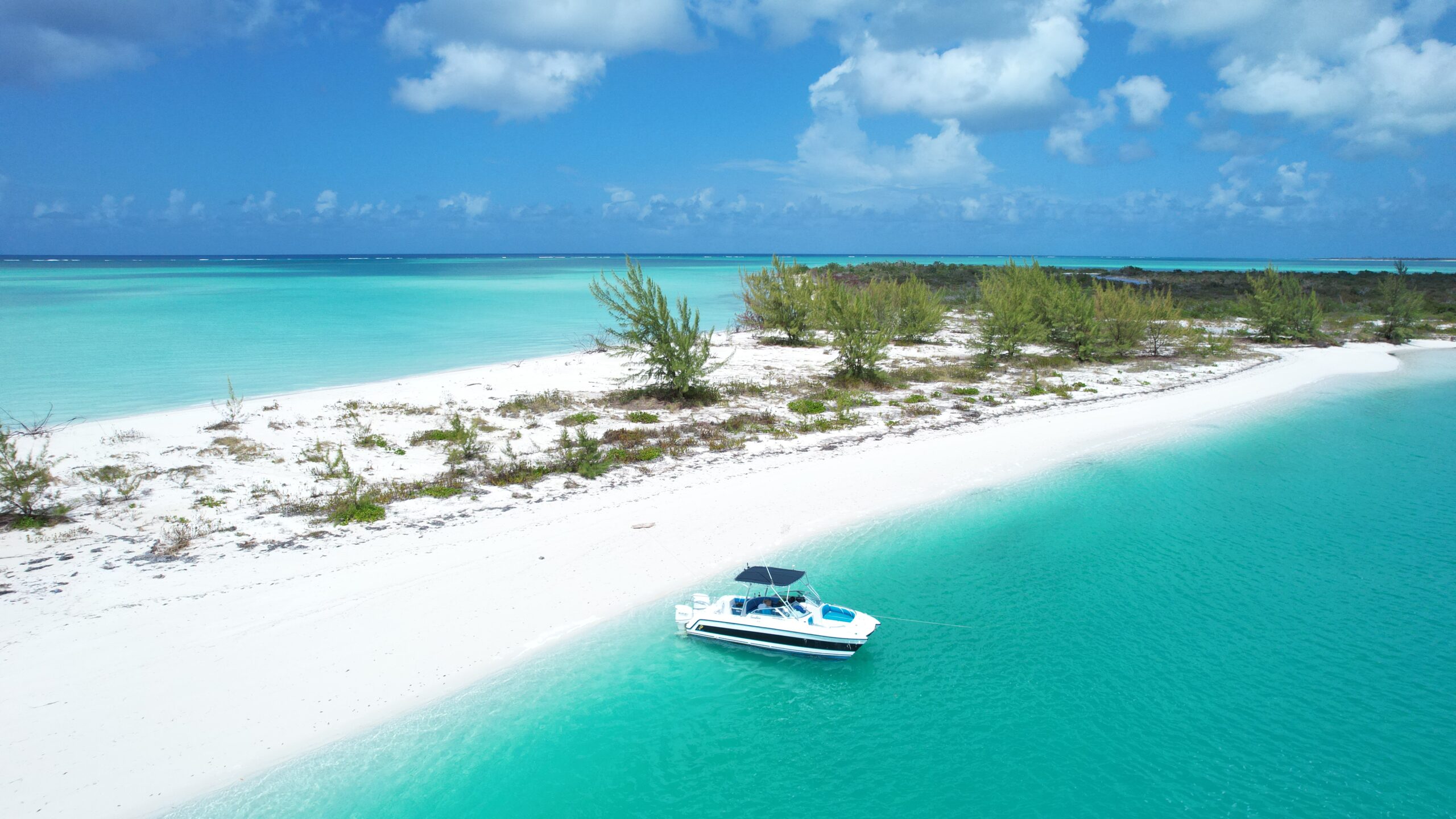 Traditional private boat charter in Turks and Caicos